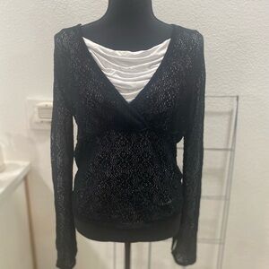 Women’s‎ Top Black Pullover Size L Stretchy No Tags  White Shirt Not Included